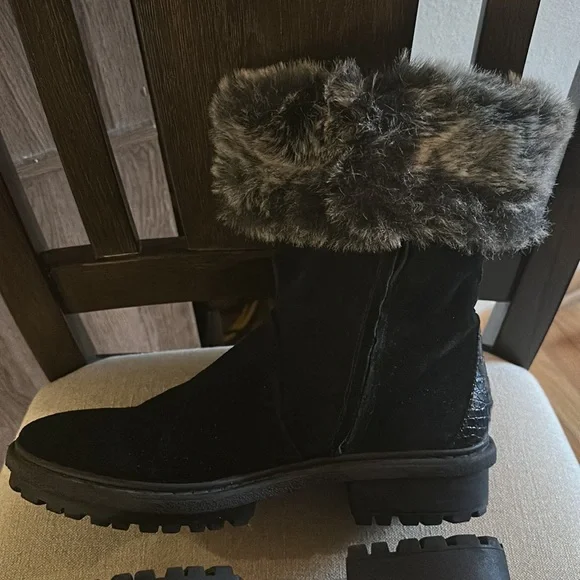 Sam Edelman Women’s Tilden Suede Leather Faux Fur Fringe Boots Black Size 9.5 - Picture 8 of 16